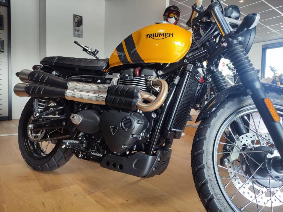 TRIUMPH SCRAMBLER 900