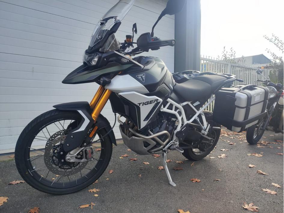 TRIUMPH TIGER 900 RALLY PRO