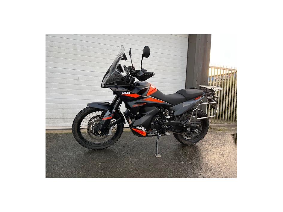 KTM 890 ADVENTURE