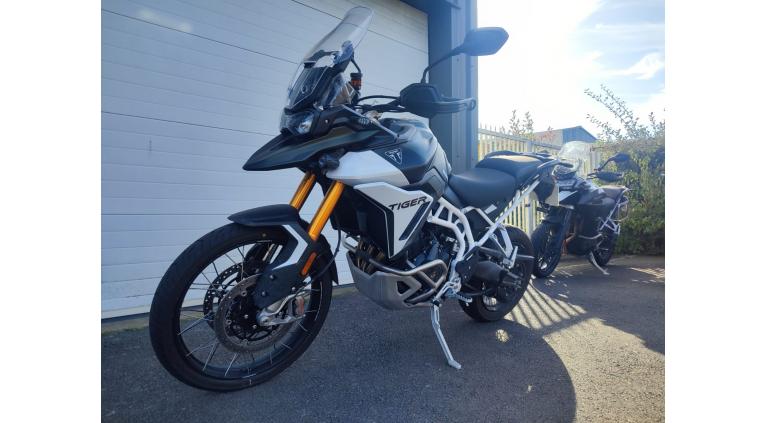 TRIUMPH TIGER 900 RALLY PRO