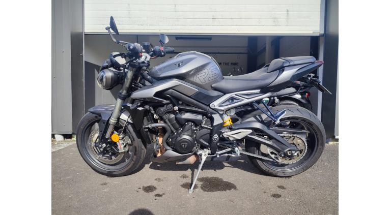 TRIUMPH STREET TRIPLE 765 RS