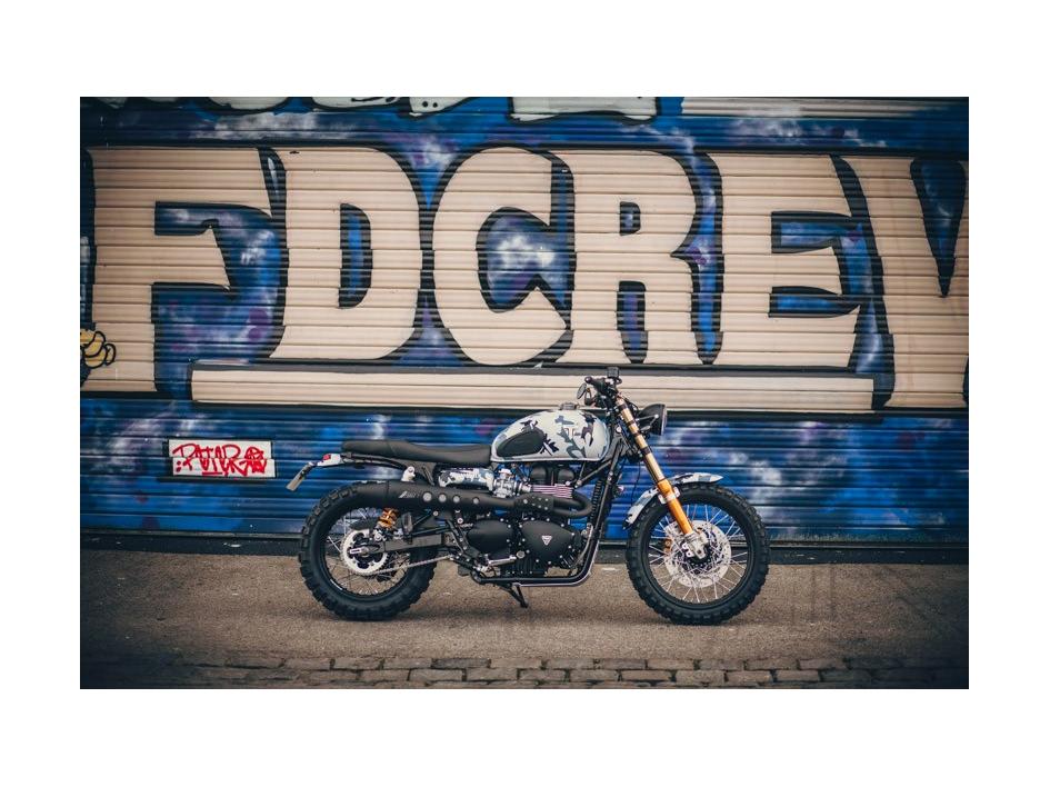 900 SCRAMBLER (ICE DESERT)
