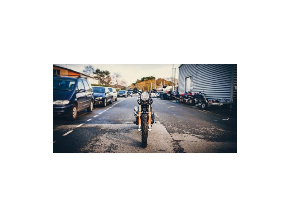 SCRAMBLER MATT PACIFIC BLUE (suite préparation et vente)