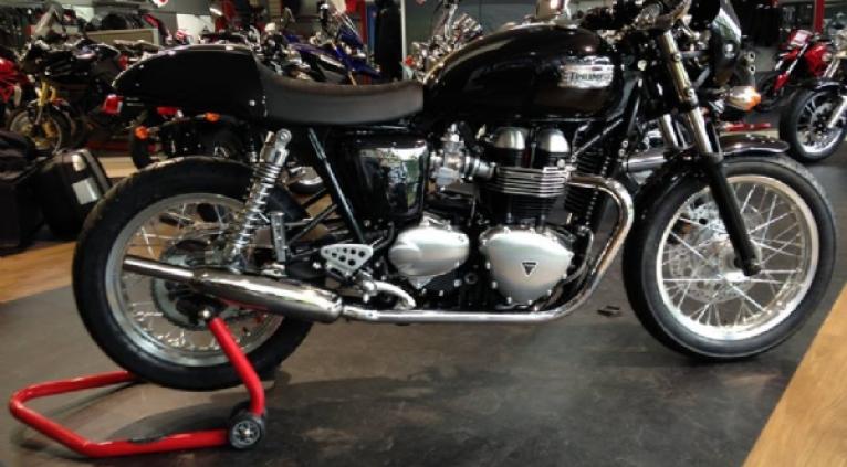 THRUXTON CAFE RACER